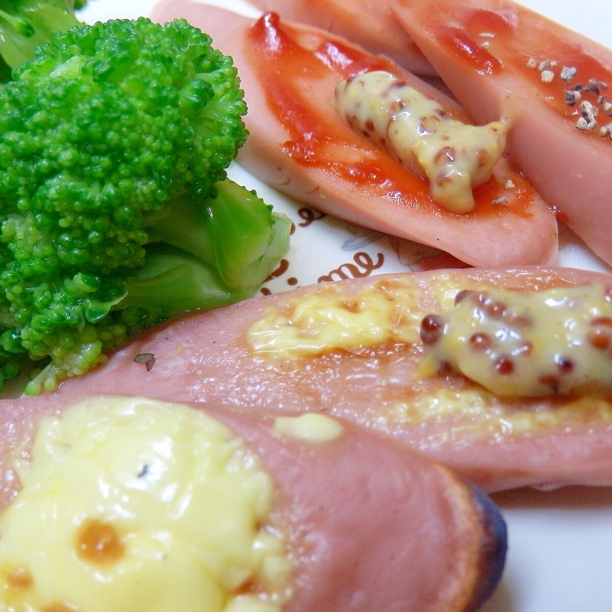 きれいに剥いて おかずになる簡単魚肉ソーセージ焼き レシピ 作り方 By 夏はぜ 楽天レシピ きれいに剥いて おかずになる簡単魚肉ソーセージ焼き レシピ 作り方 By 夏はぜ 楽天レシピ